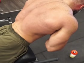 Thumb 5