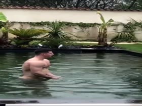 Thumb 12