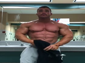 Hero Muscle
