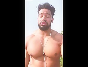 Pecs alléchant